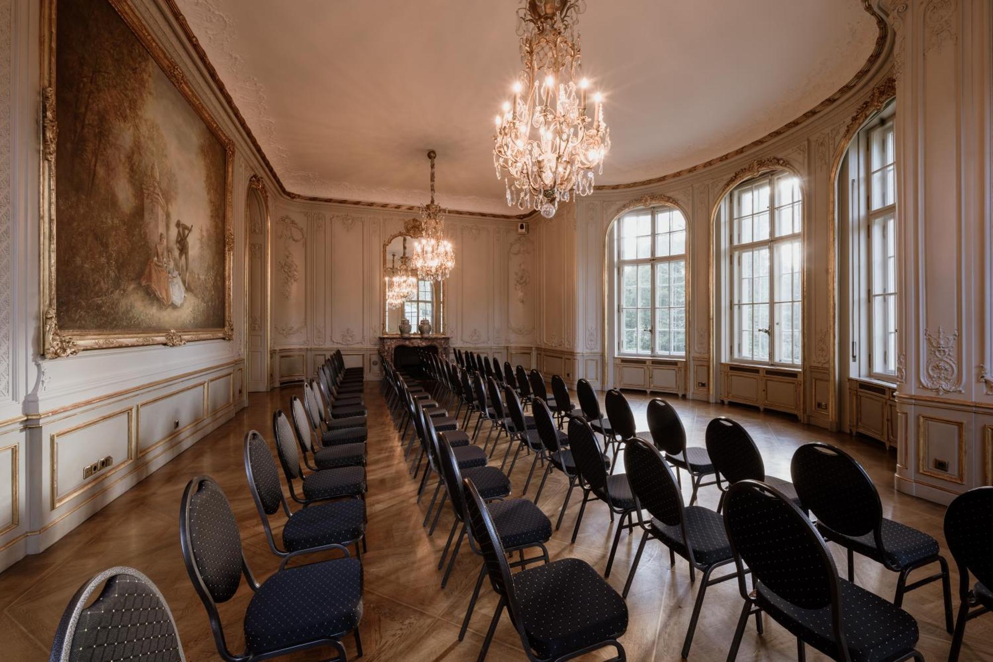 Schlosshotel Berlino Esterno foto The interior of the Academy